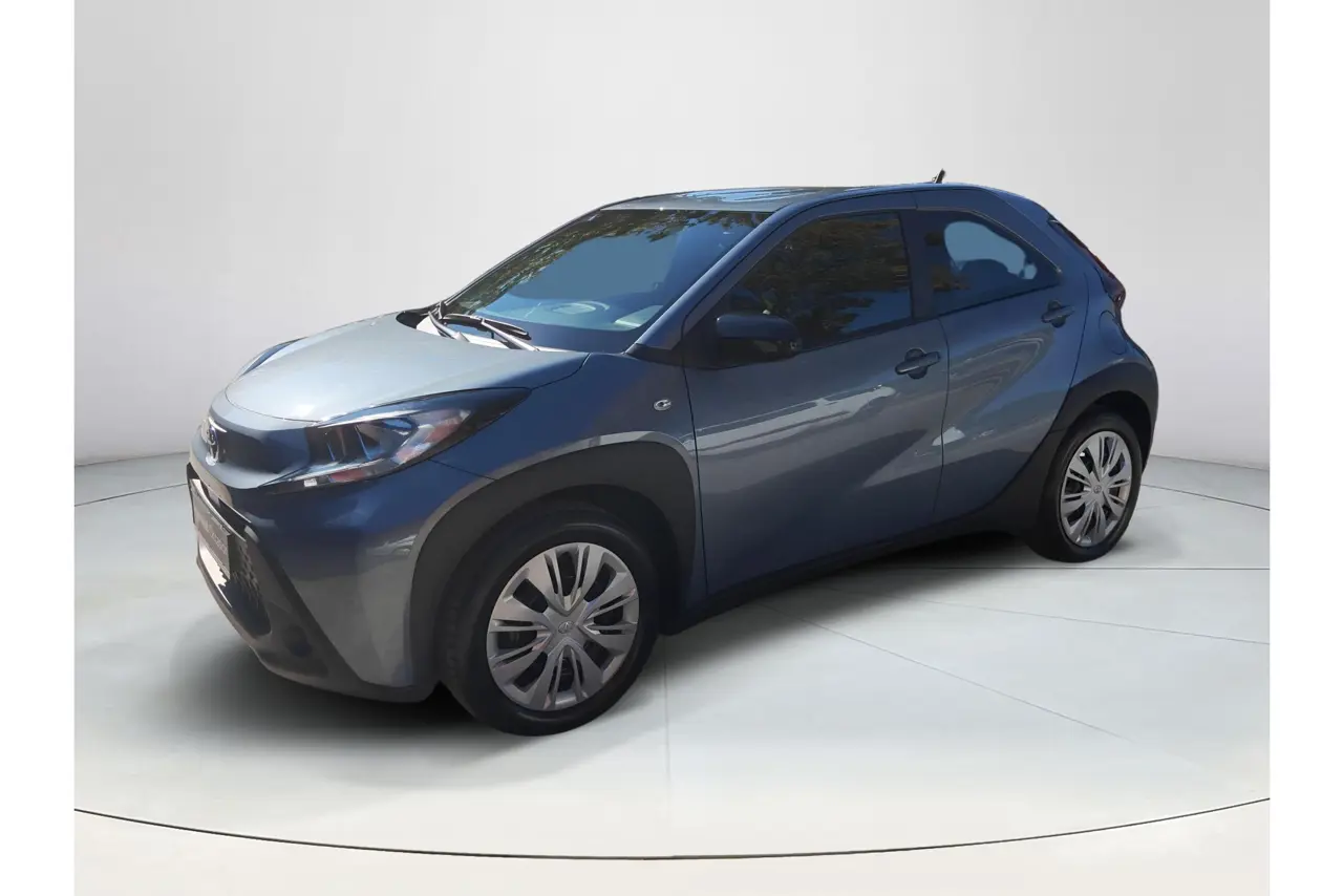 Toyota Aygo X 1.0 VVT-i Mt Play 2025, foto 1