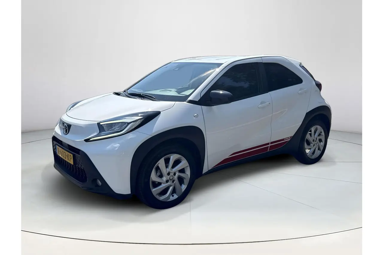 Toyota Aygo X 1.0 VVT-i S-CVT First 2022, foto 1