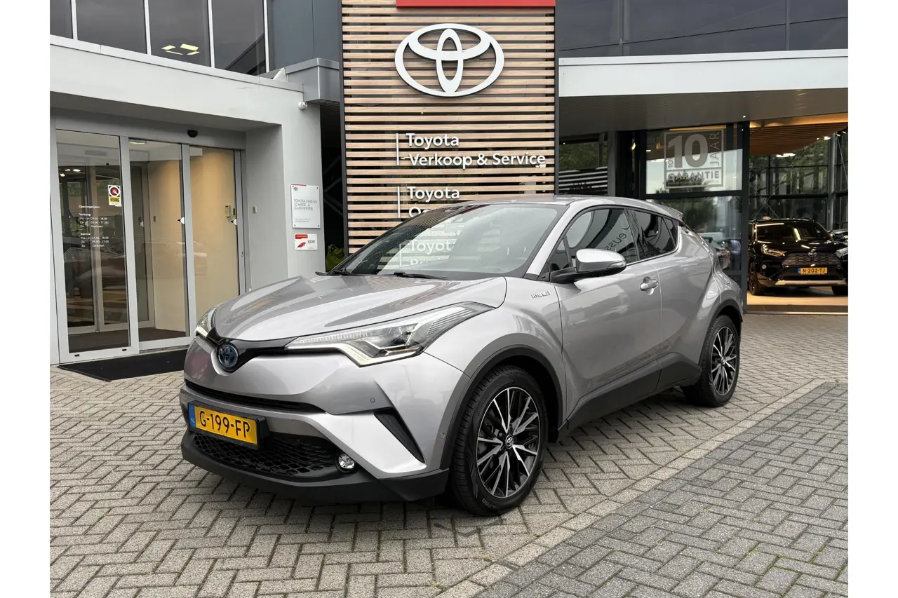 Toyota C-HR 1.8 Hybrid Executive Ultimate 2019, foto 1
