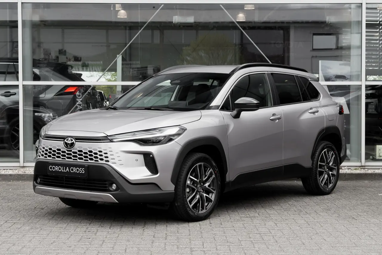 Toyota Corolla Cross Hybrid 180 Dynamic 2026, foto 1