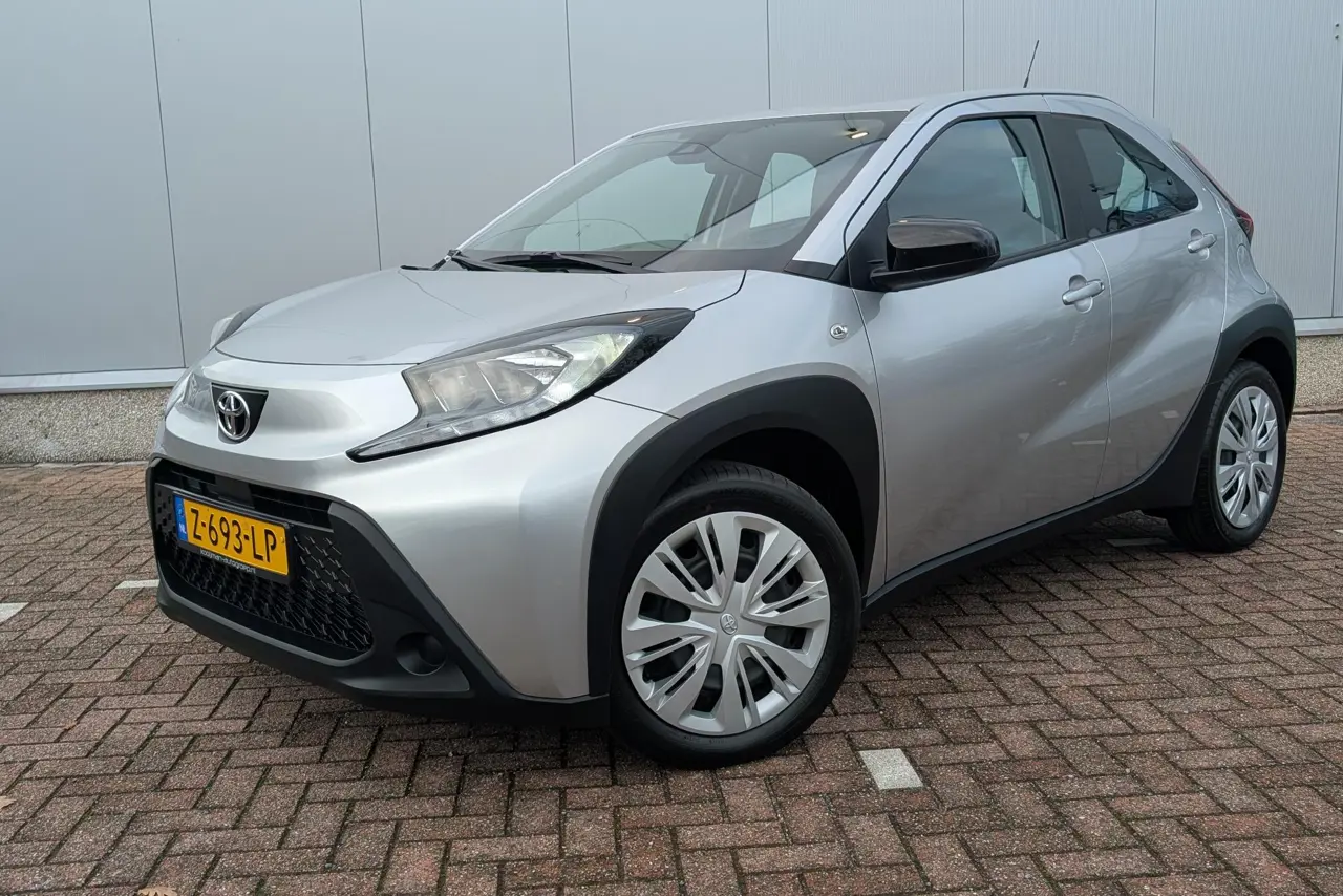 Toyota Aygo X 1.0 VVT-i Mt Play 2024, foto 1