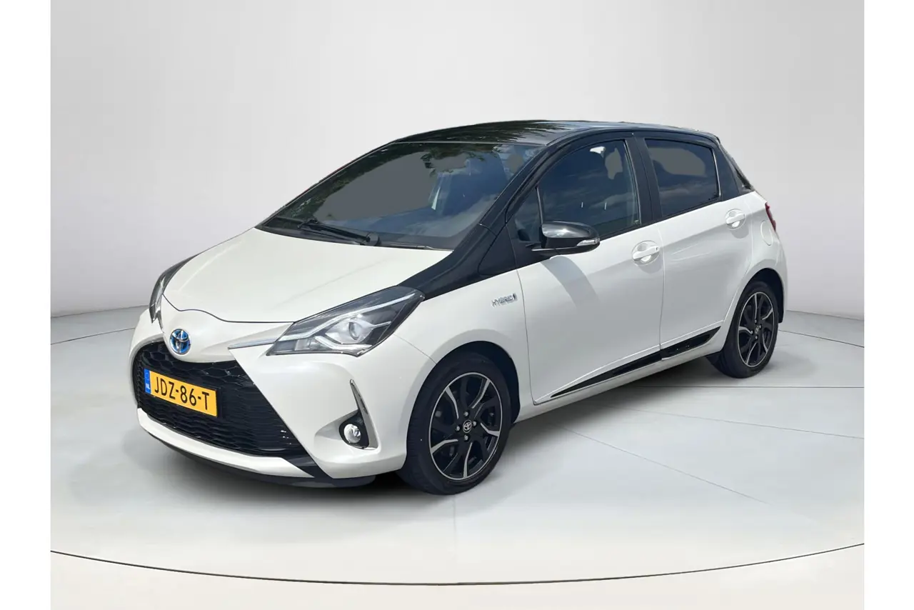Toyota Yaris 1.5 Hybrid Bi-Tone 2019, foto 1