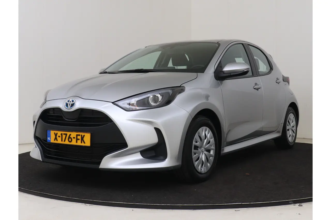Toyota Yaris 1.5 Hybrid Active 2023, foto 1