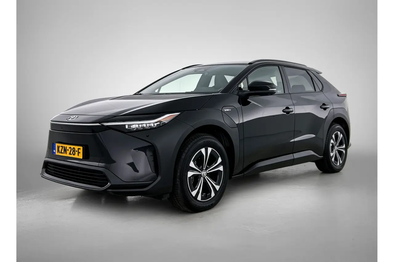 Toyota bZ4X Dynamic 71 kWh 2025, foto 1