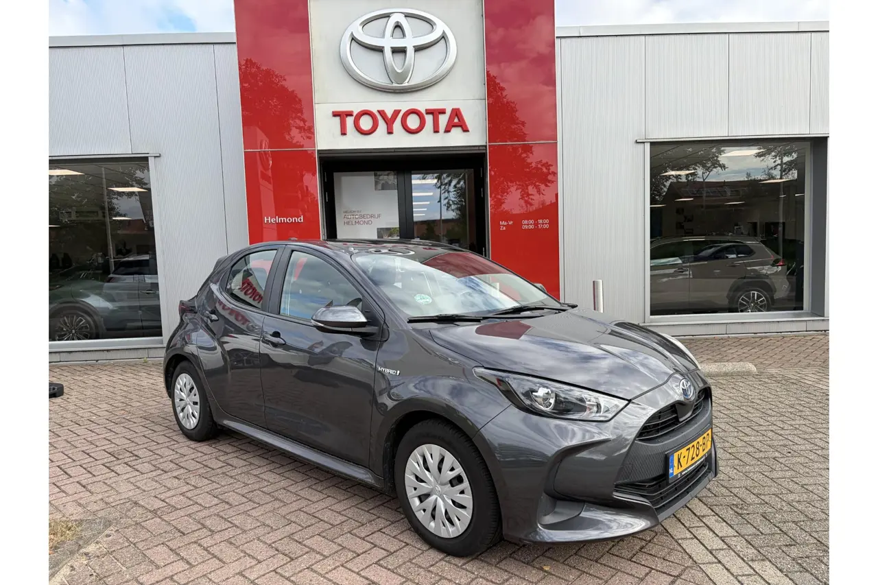 Toyota Yaris 1.5 Hybrid Active 2020, foto 1