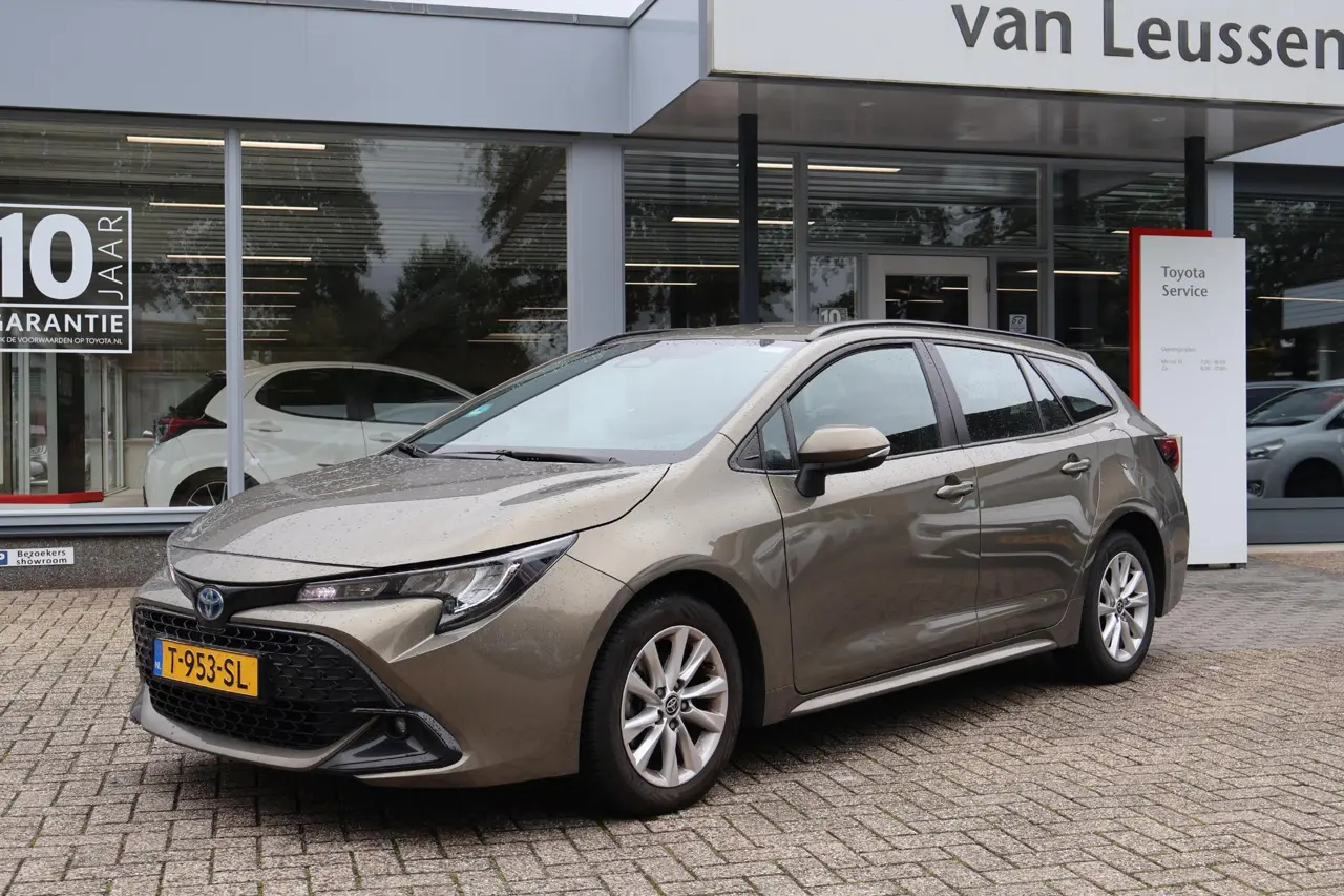 Toyota Corolla Touring Sports Hybrid 140 Active 2023, foto 1