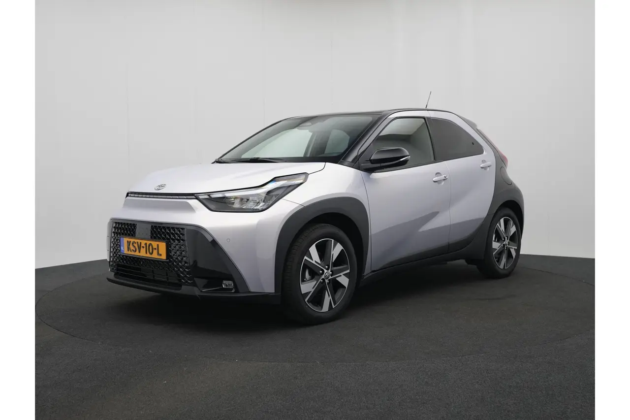 Toyota Aygo X Hybrid 115 Pulse 2026, foto 1