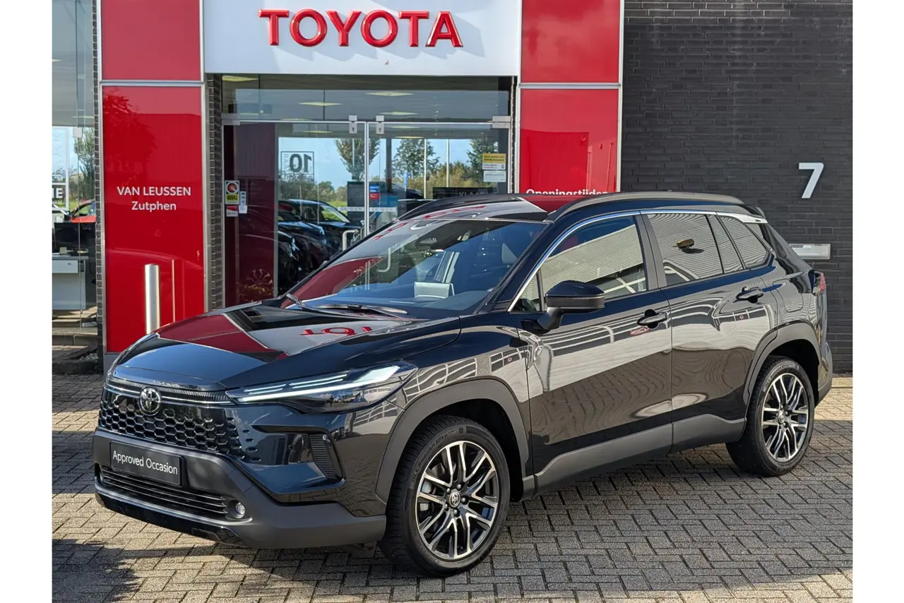 Toyota Corolla Cross Hybrid 140 Dynamic 2026, photo 1