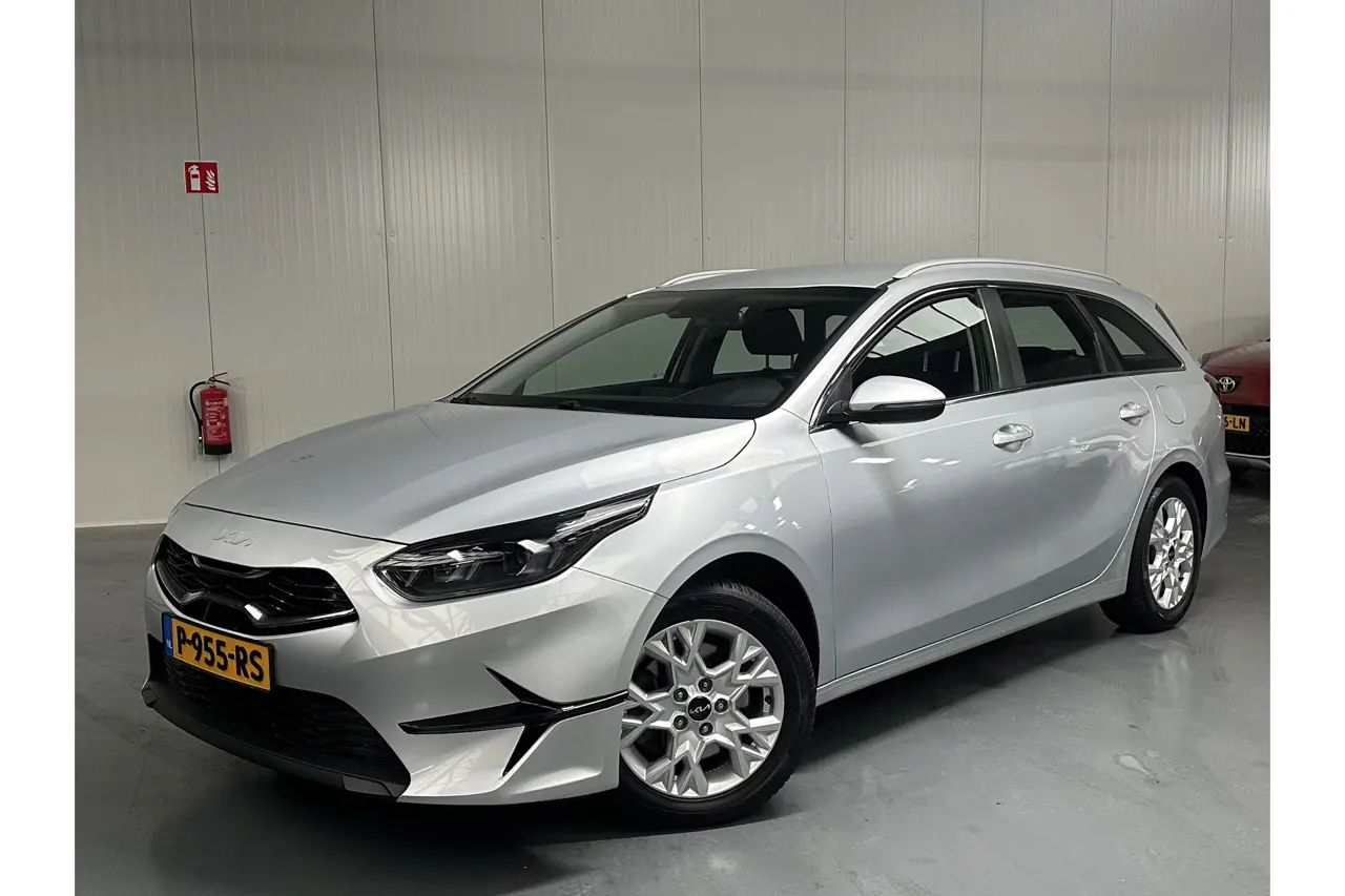 Kia Ceed Sportswagon 1.5 T-Gdi Dynamicline 2022, foto 1