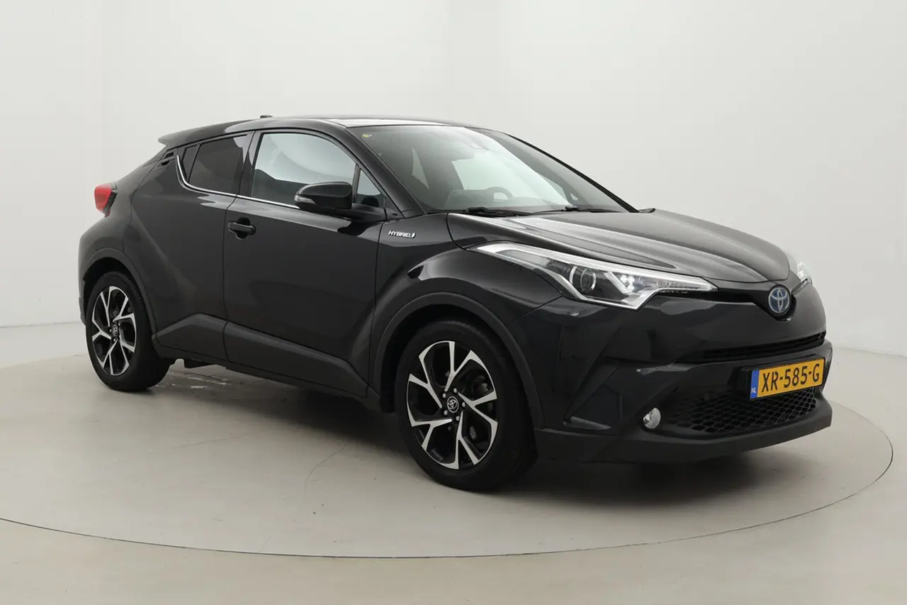 Toyota C-HR 1.8 Hybrid Dynamic 2019, foto 1