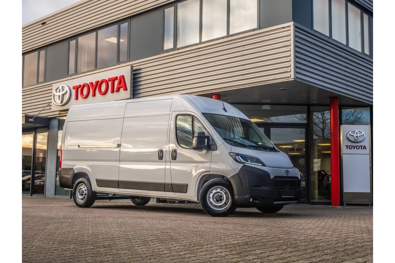 Toyota Proace Max 2.2 D-4D L3h2 3.5T Professional Heavy 2024, foto 1