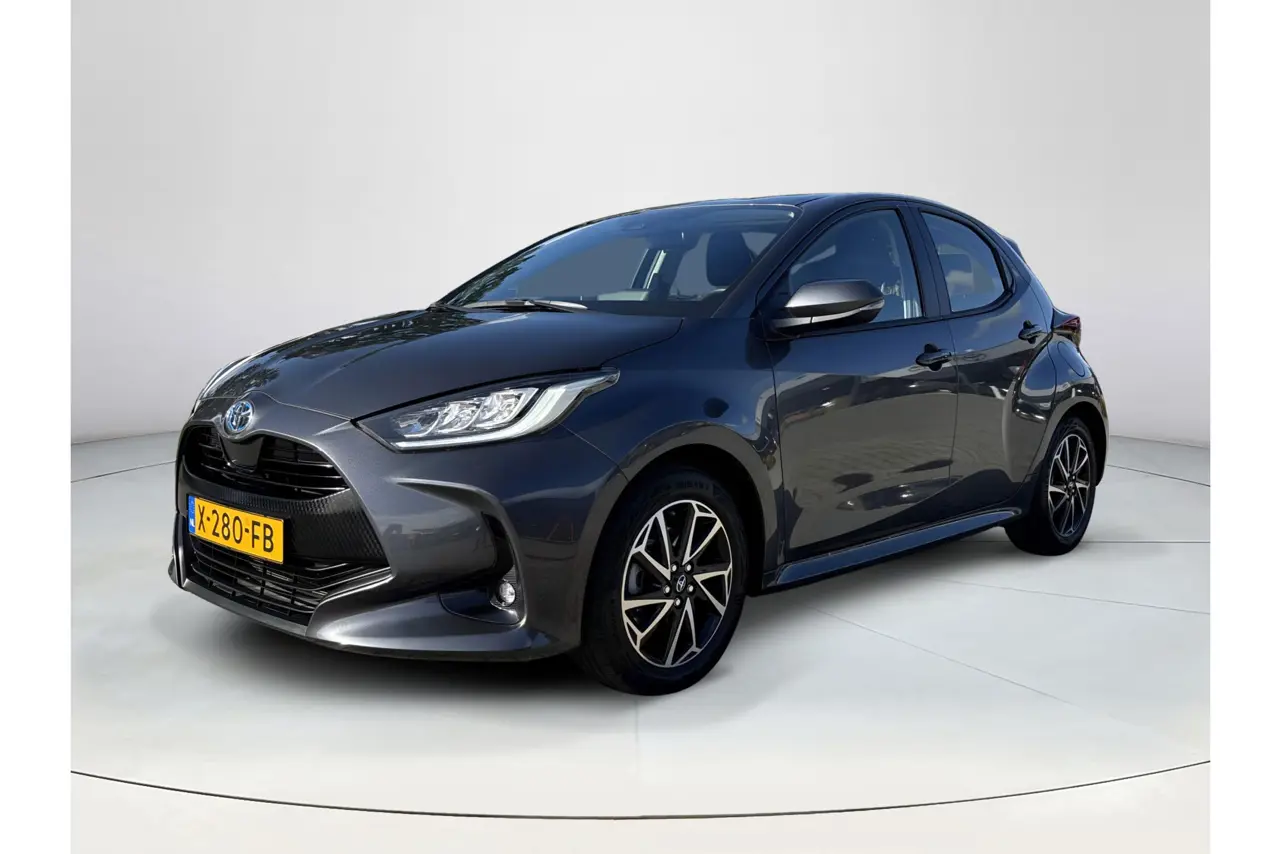 Toyota Yaris 1.5 Hybrid Dynamic 2023, foto 1