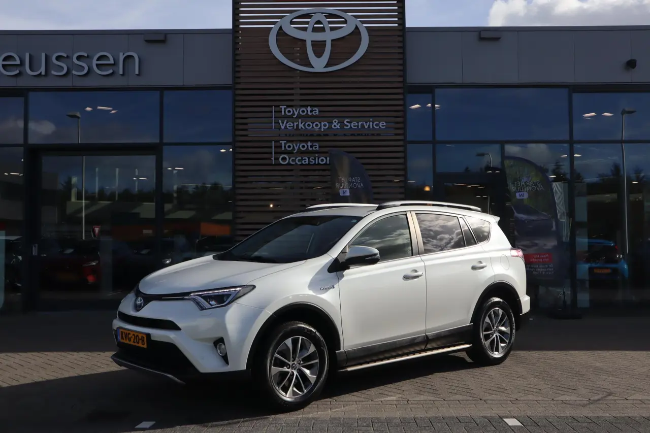 Toyota RAV4 2.5 Hybrid Dynamic 2018, foto 1