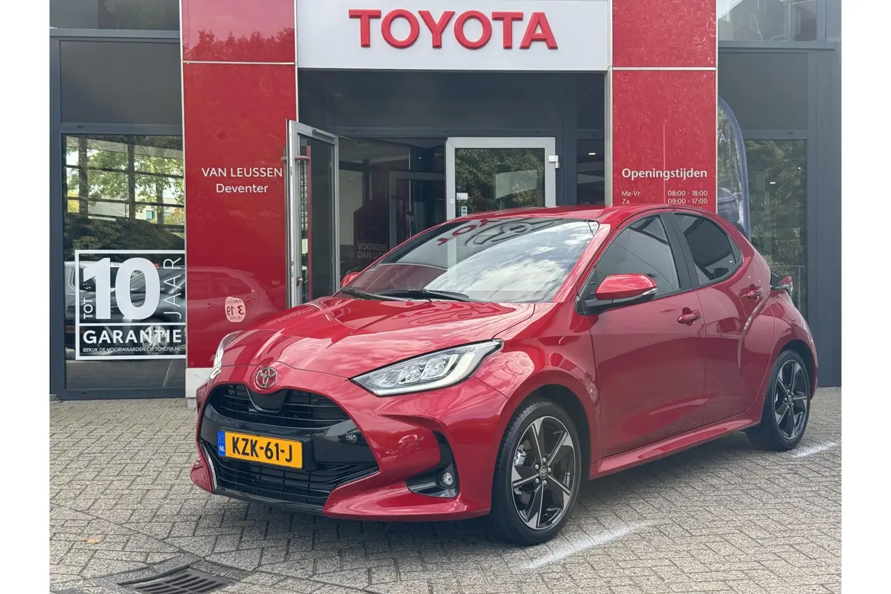 Toyota Yaris 1.5 Hybrid 130 Executive 2026, foto 1