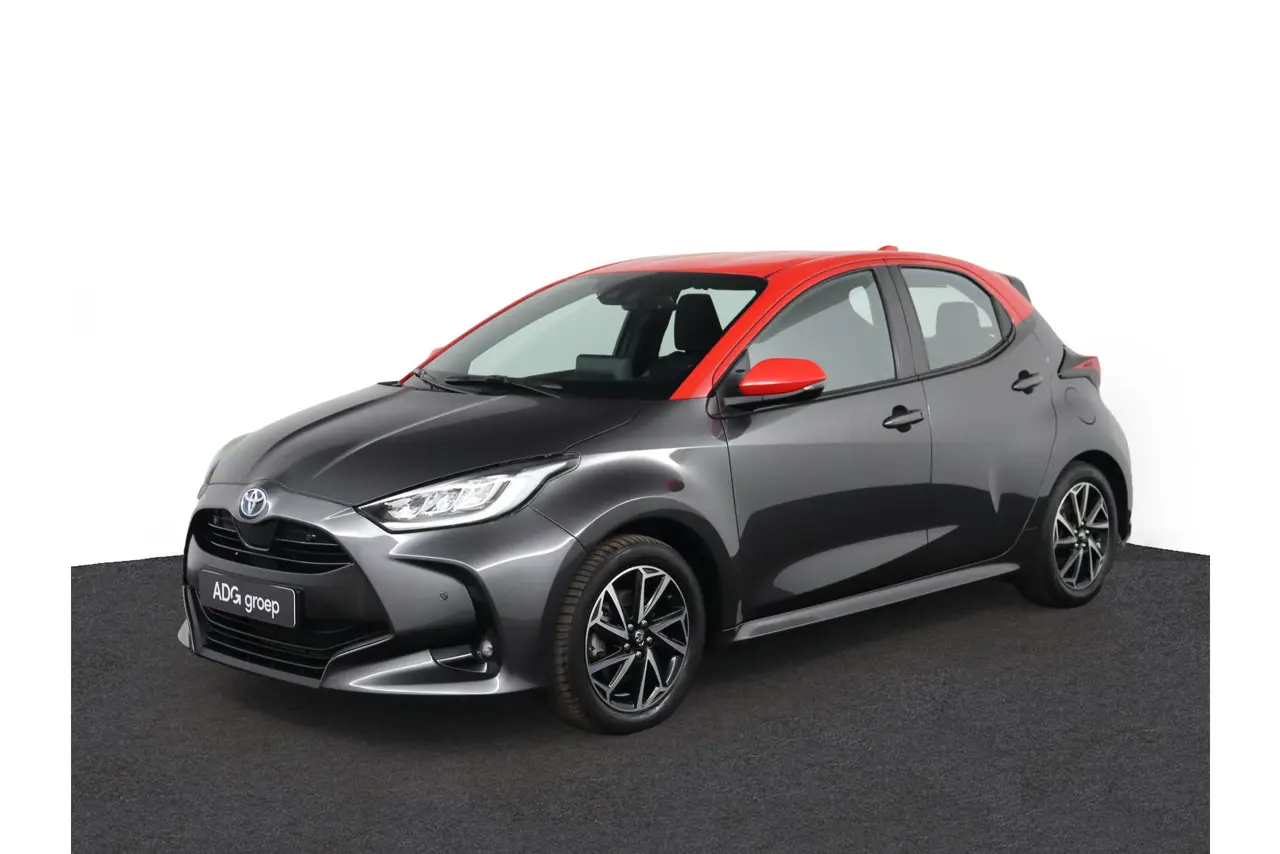 Toyota Yaris 1.5 Hybrid 115 First Edition 2021, foto 1