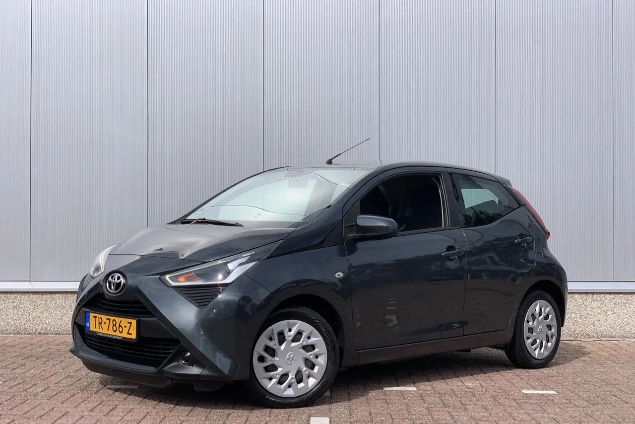 Toyota Aygo 1.0 VVT-i X-Play 2018, foto 1