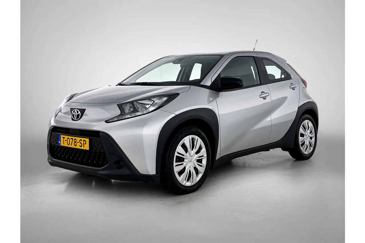 Toyota Aygo X 1.0 VVT-i S-CVT Play 2023, foto 1