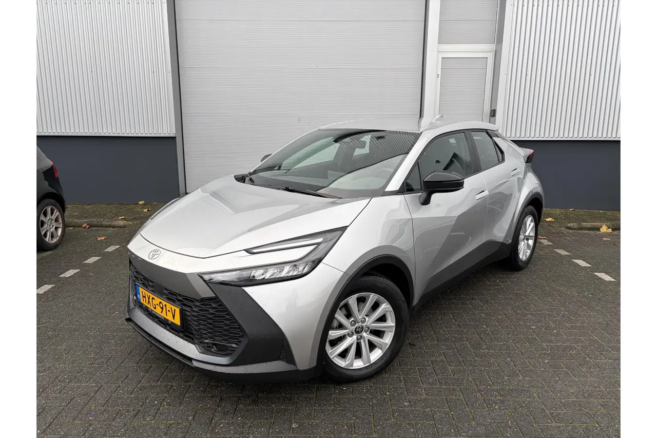 Toyota C-HR 1.8 Hybrid 140 Active 2025, foto 1