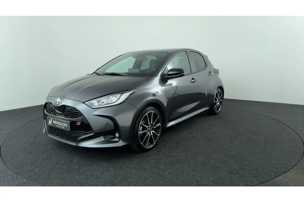 Toyota Yaris 1.5 Hybrid Gr Sport 2022, photo 1