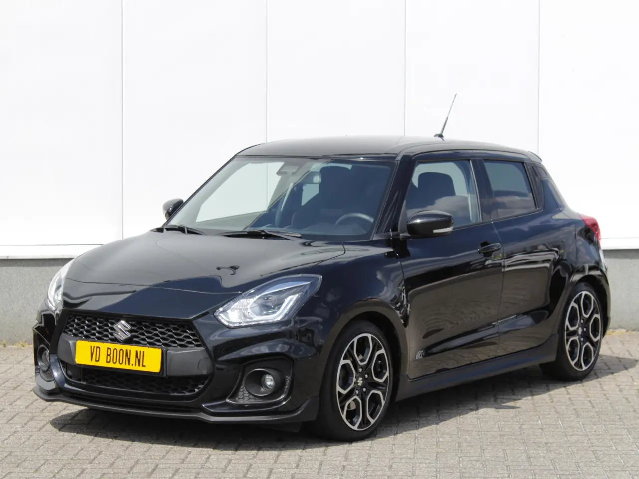 Suzuki Swift 1.4 Sport 2018, foto 1