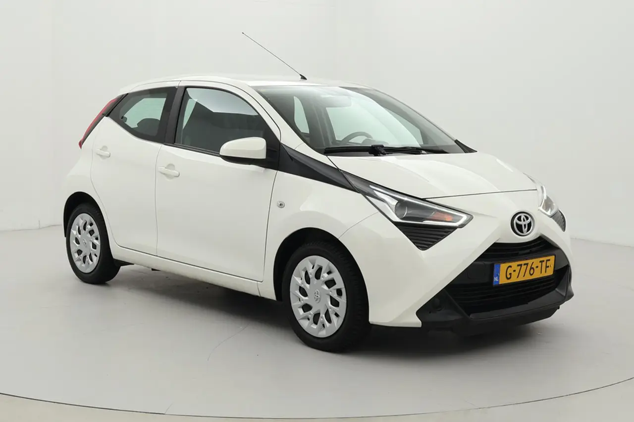Toyota Aygo 1.0 VVT-i X-Play Limited 2019, foto 1