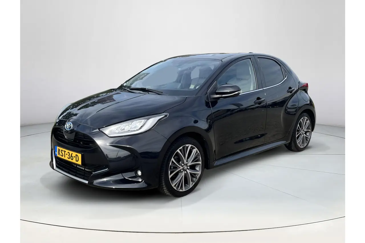 Toyota Yaris 1.5 Hybrid Executive 2022, foto 1