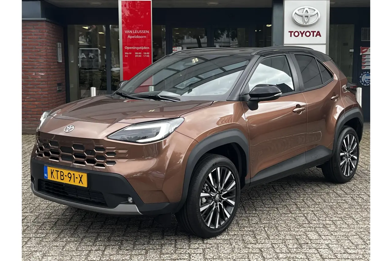 Toyota Yaris Cross 1.5 Hybrid 130 Executive 2026, foto 1