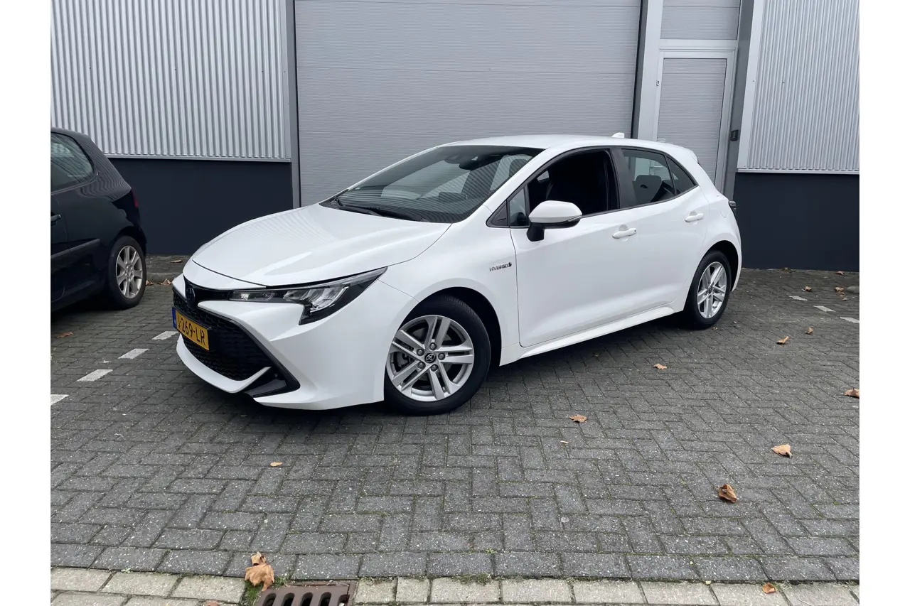 Toyota Corolla 1.8 Hybrid Active 2020, foto 1