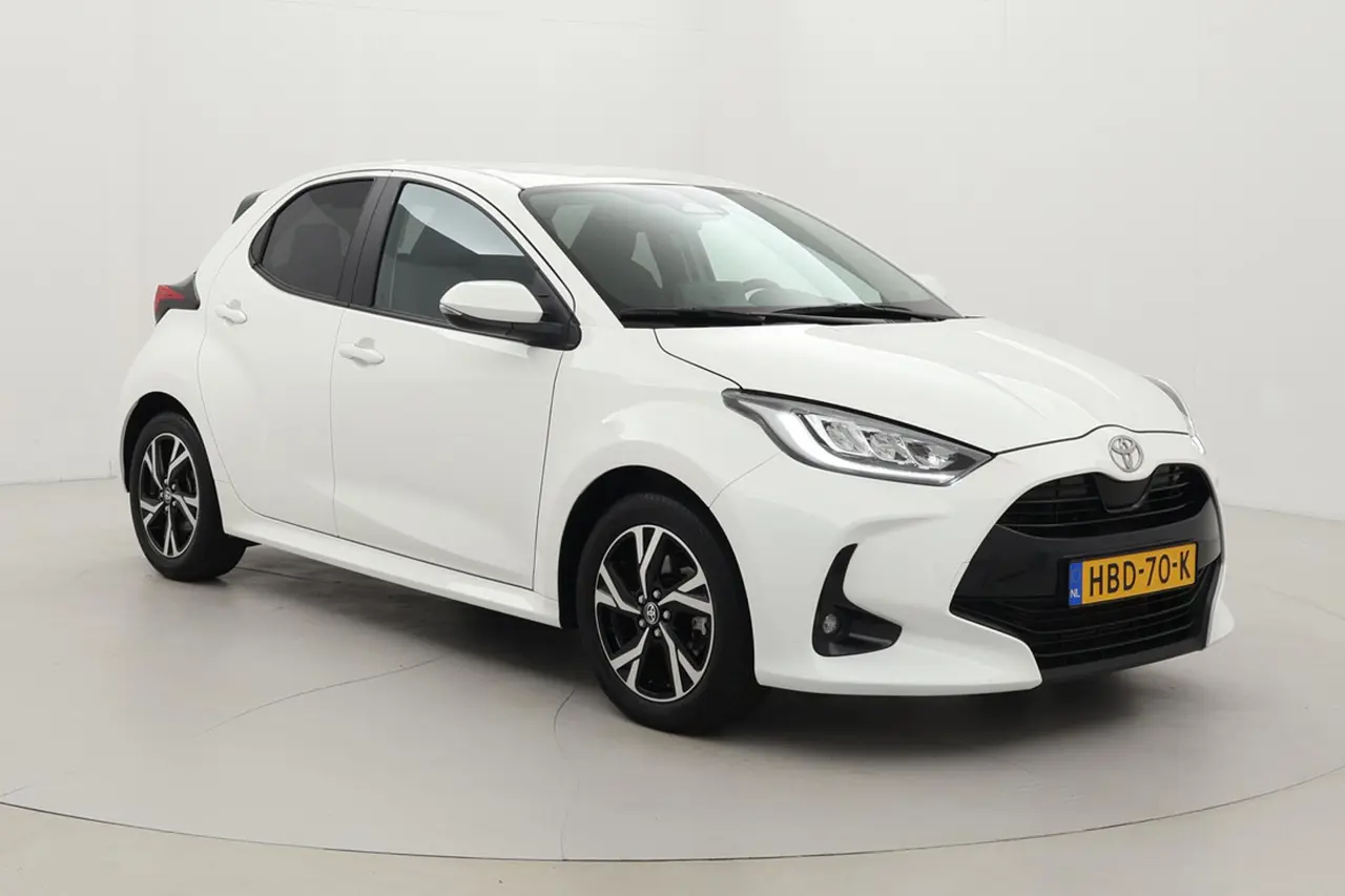 Toyota Yaris 1.5 Hybrid 115 First Edition 2025, foto 1
