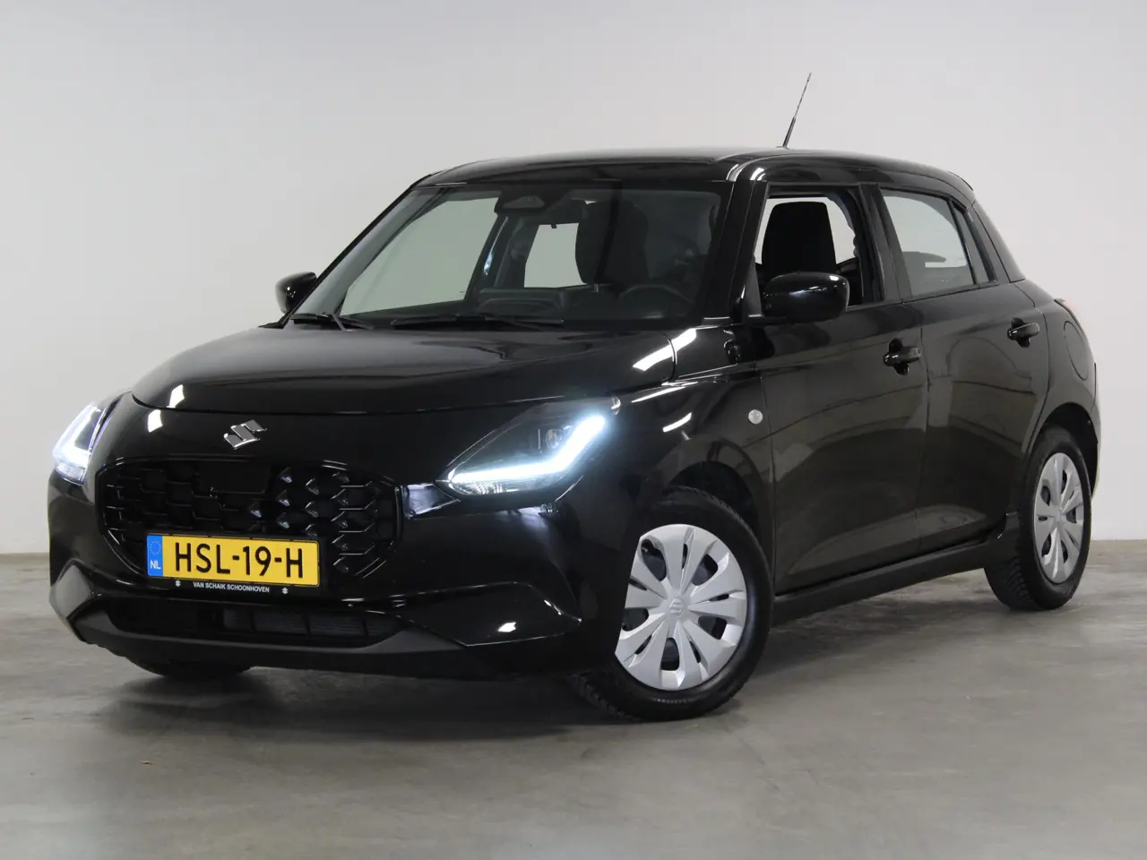 Suzuki Swift 1.2 Comfort Smart Hybrid 2025, foto 1