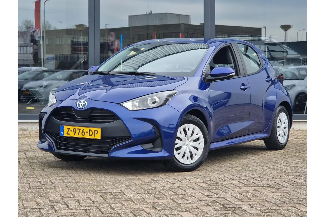 Toyota Yaris 1.5 Hybrid Active 2022, foto 1