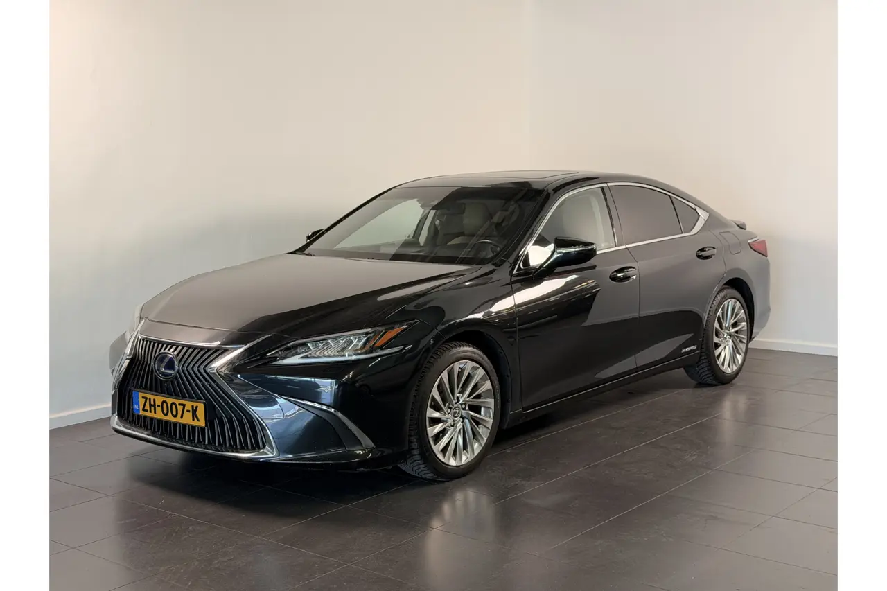 Lexus ES 300H President Line 2019, foto 1