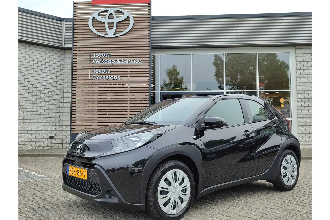 Toyota Aygo X Play 2025, foto 1