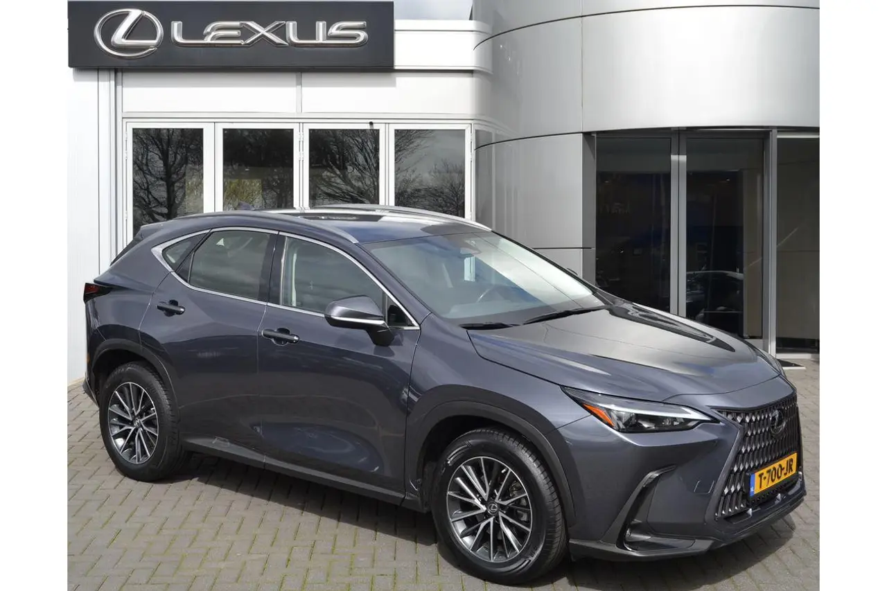 Lexus NX 350H 2023, foto 1