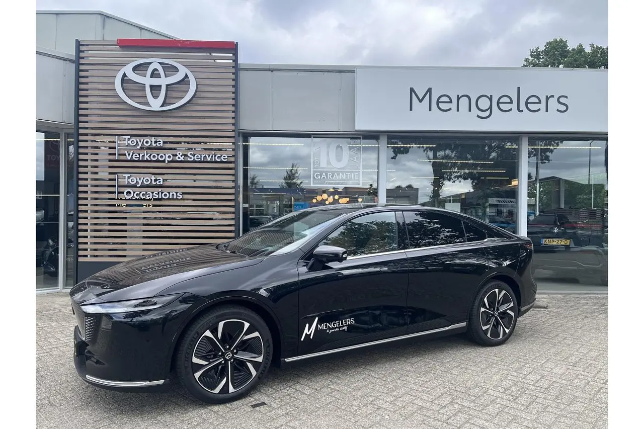 Mazda 6e Takumi Plus Business Edition 68.8 kWh 2026, foto 1