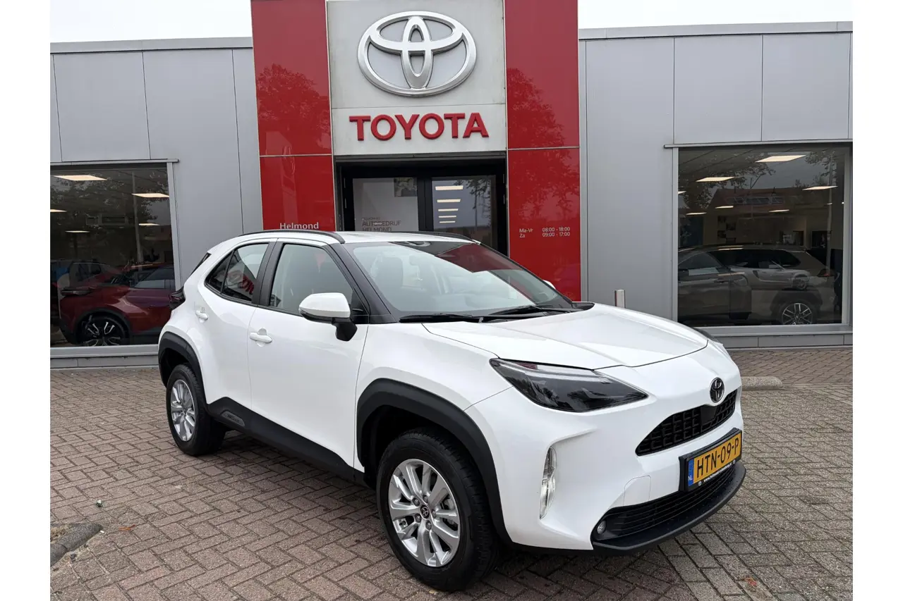Toyota Yaris Cross 1.5 Hybrid 115 Active 2025, foto 1