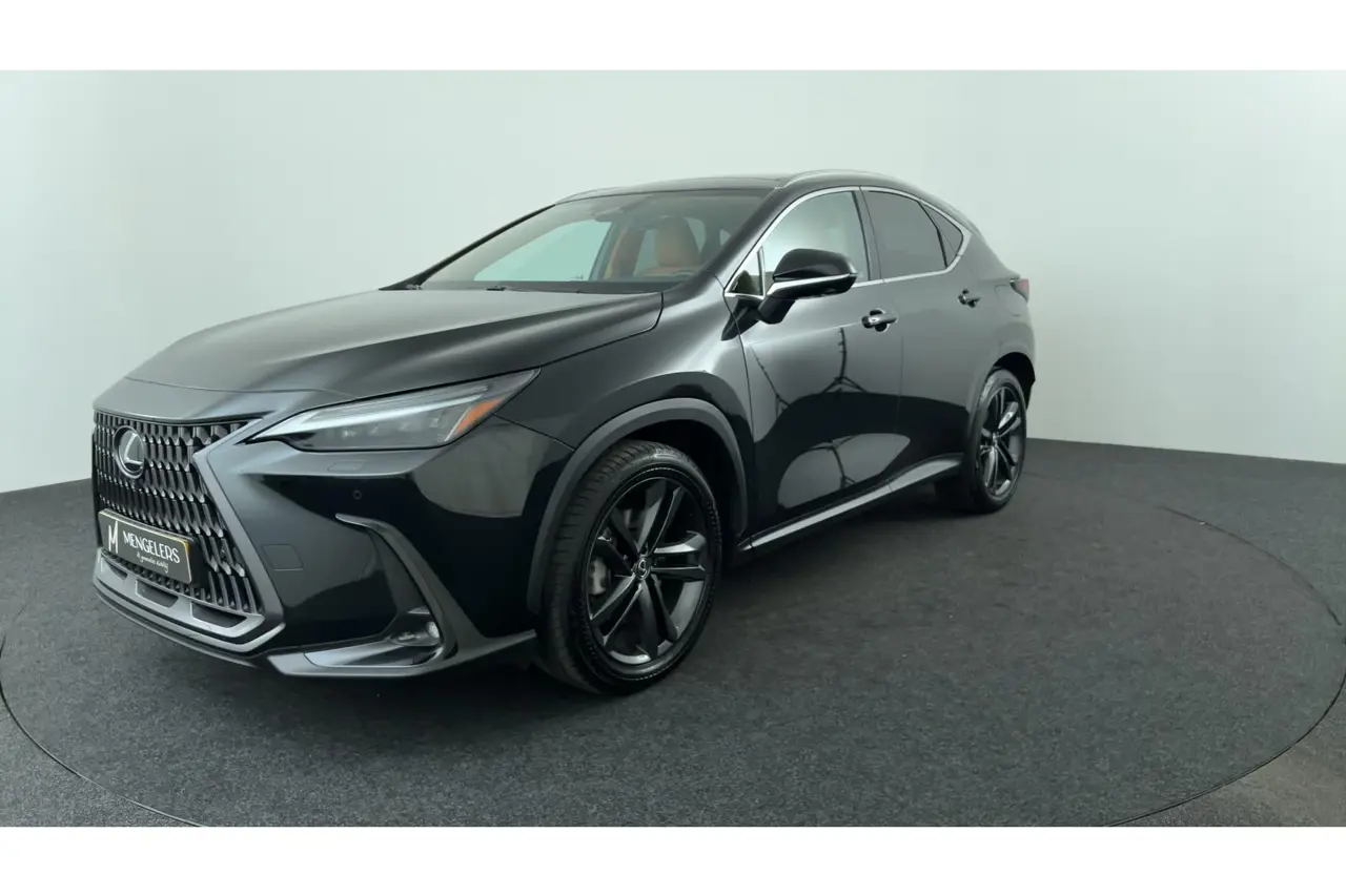 Lexus NX 450H+ AWD Executive Line 2025, foto 1