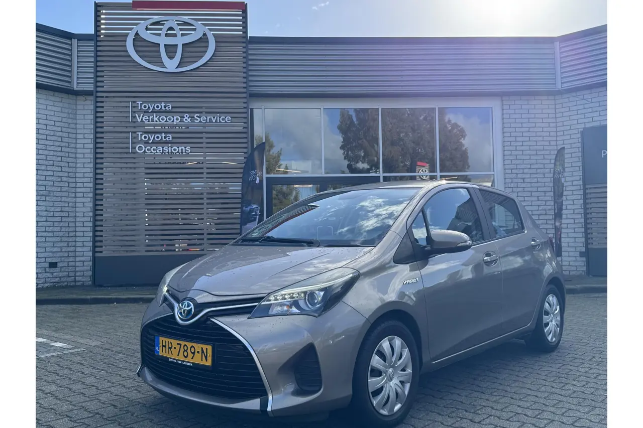 Toyota Yaris 1.5 Hybrid Aspiration 2015, foto 1