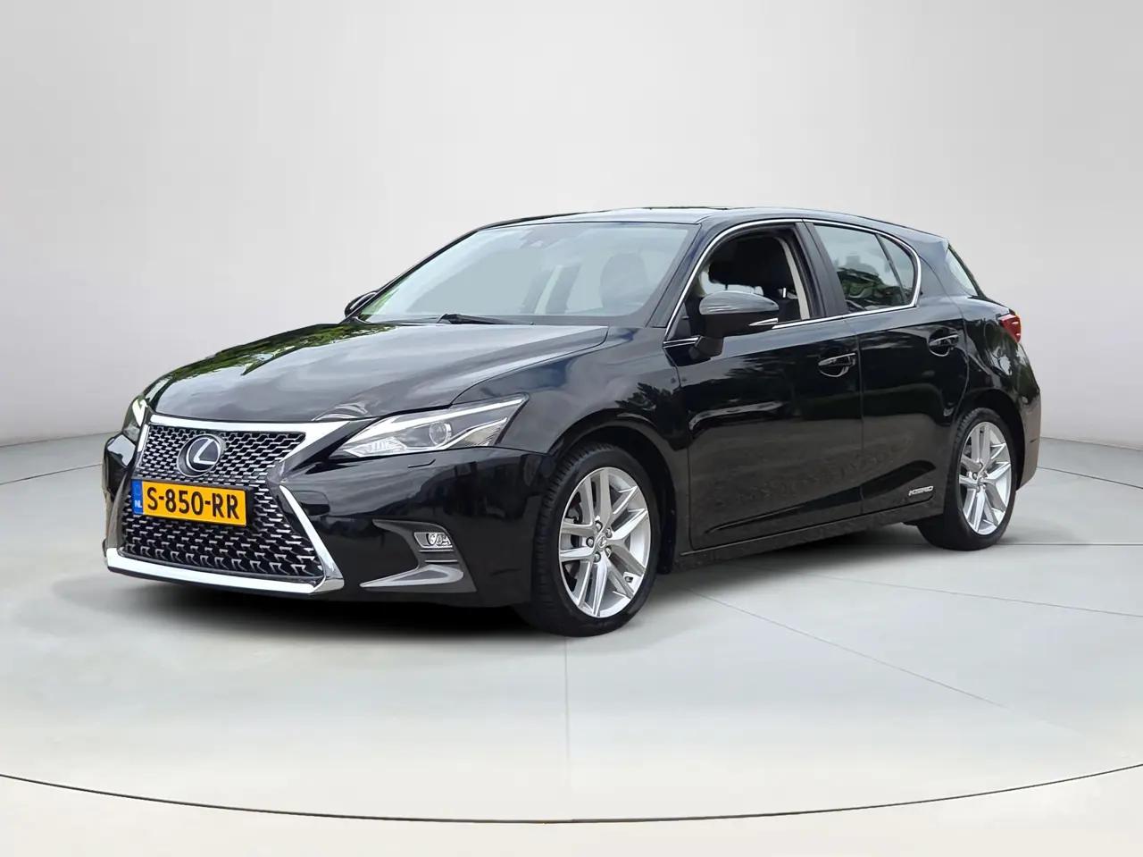 Lexus CT 200H 2018, foto 1