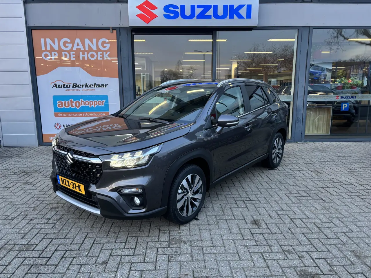 Suzuki S-Cross 1.4 Boosterjet Style Hybrid 2025, foto 1