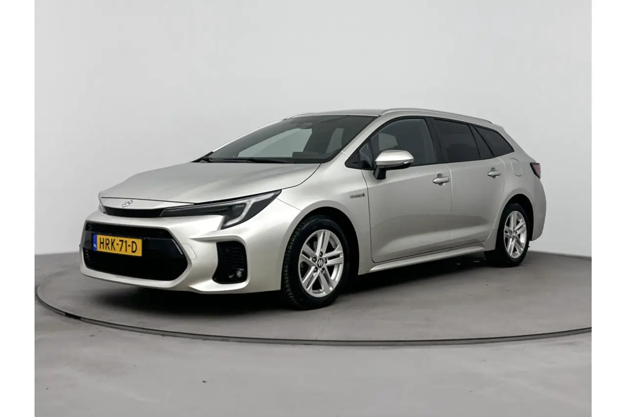 Suzuki Swace 1.8 Hybrid Select Limited Navi 2023, foto 1