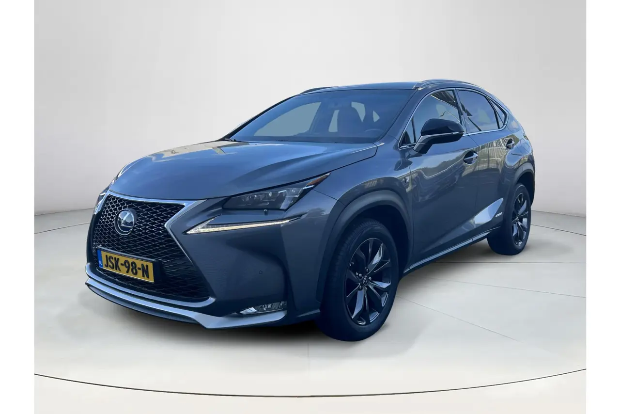 Lexus NX 300H AWD F Sport Line 2016, foto 1