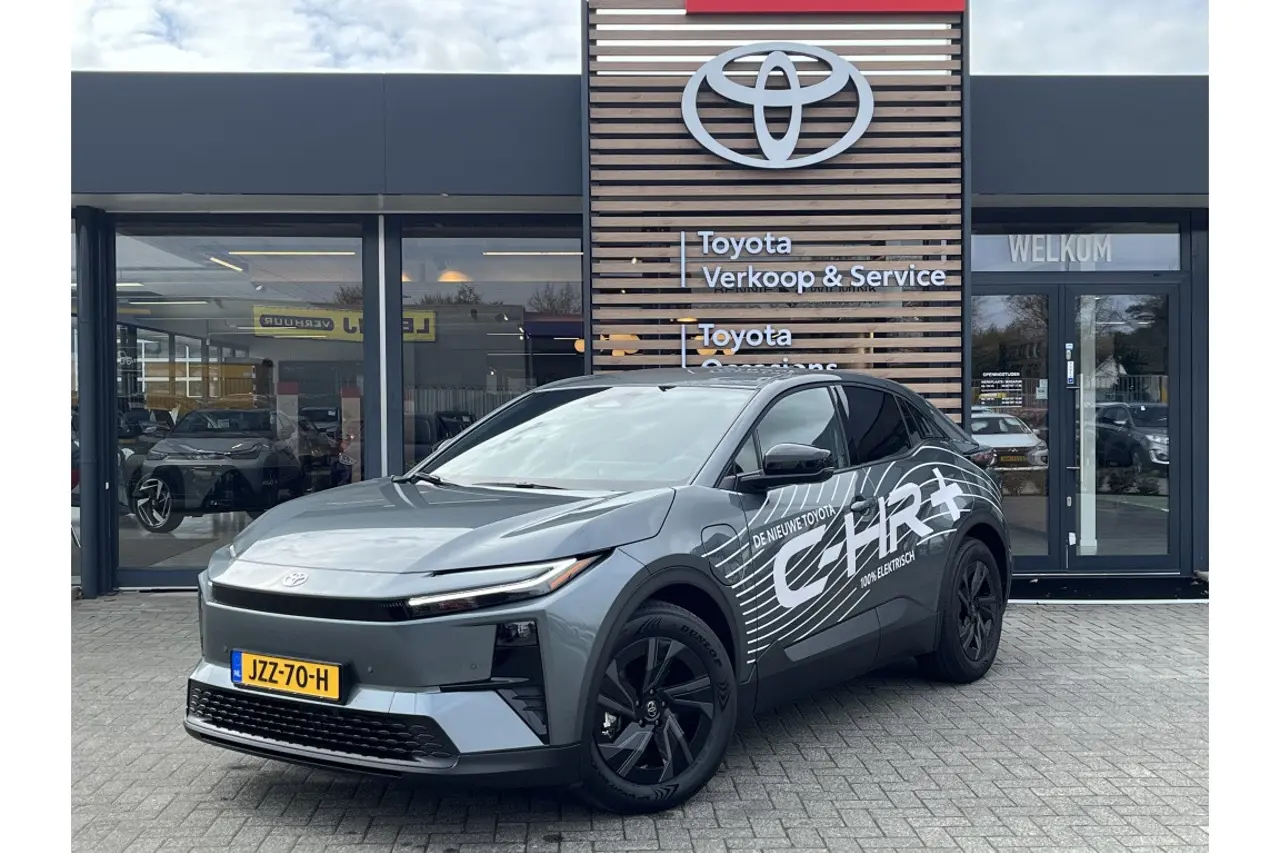 Toyota C-HR First Edition 77 kWh 2026, foto 1