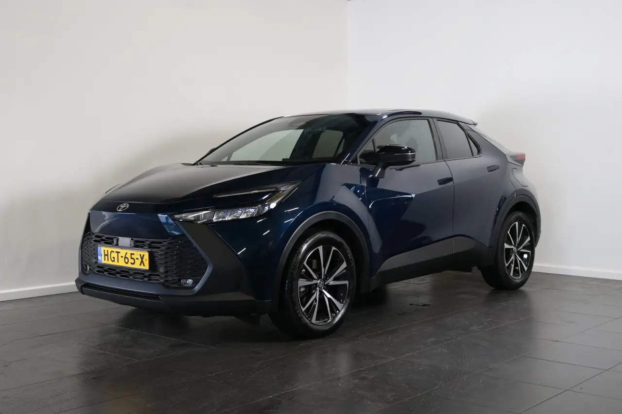 Toyota C-HR 1.8 Hybrid 140 Dynamic 2025, foto 1