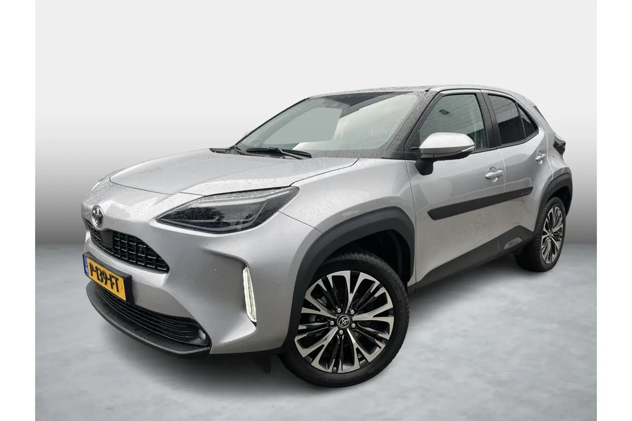 Toyota Yaris Cross 1.5 Hybrid Executive All Seasonbanden 2022, photo 1