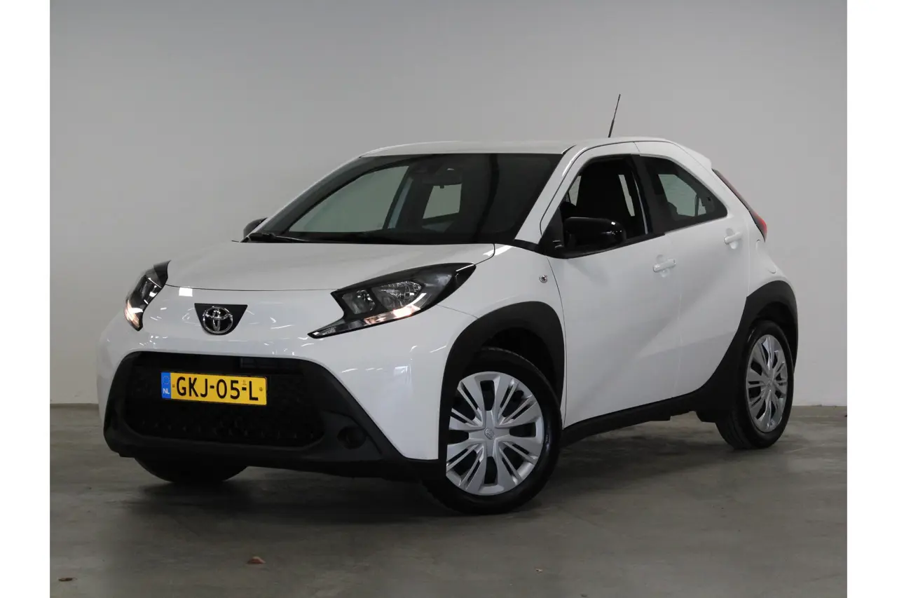 Toyota Aygo X 1.0 VVT-i Mt Play 2024, foto 1