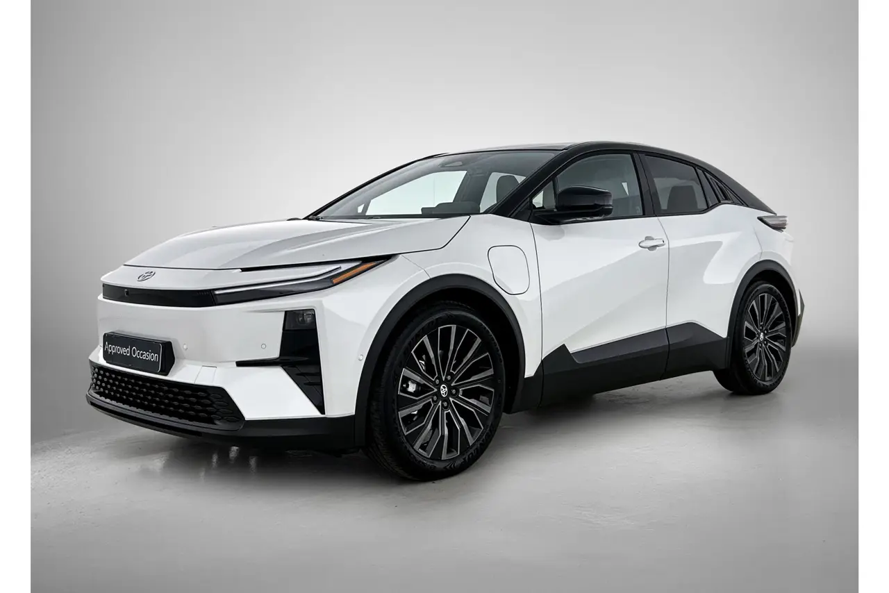 Toyota C-HR Executive AWD 77 kWh 2026, photo 1