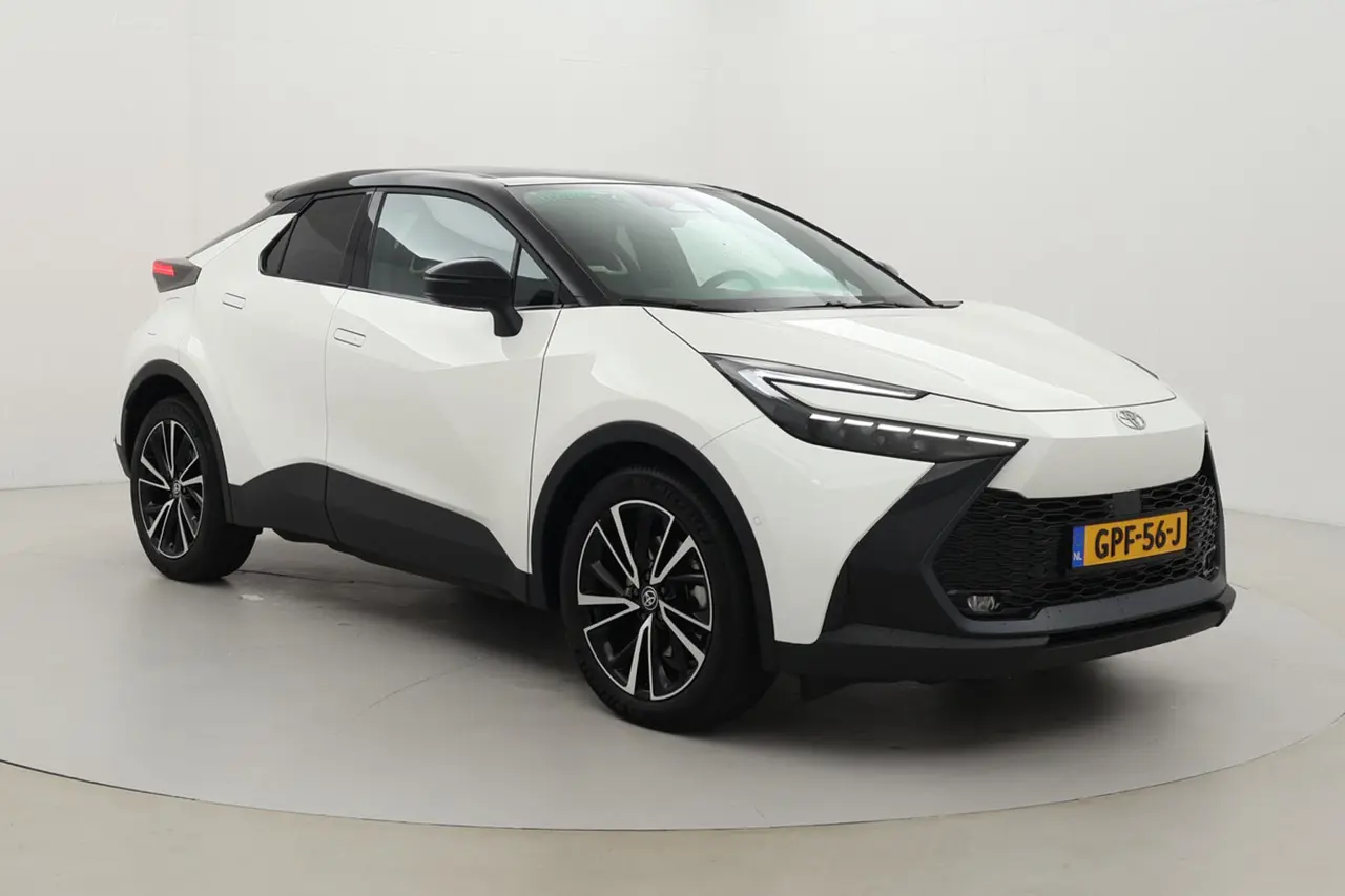 Toyota C-HR 2.0 Plug-In Hybrid 220 Executive 2024, foto 1