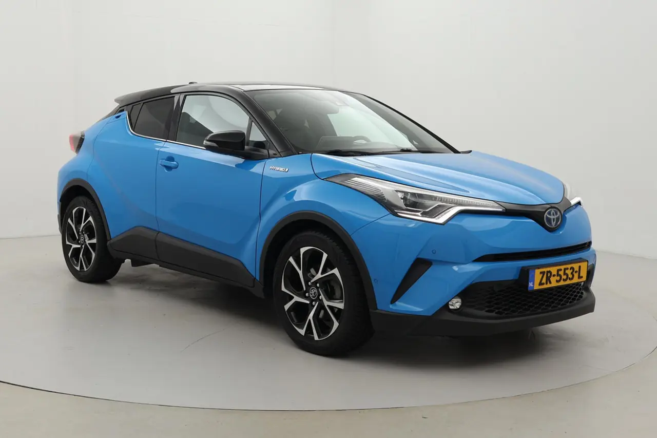 Toyota C-HR 1.8 Hybrid Style Ultimate 2019, foto 1