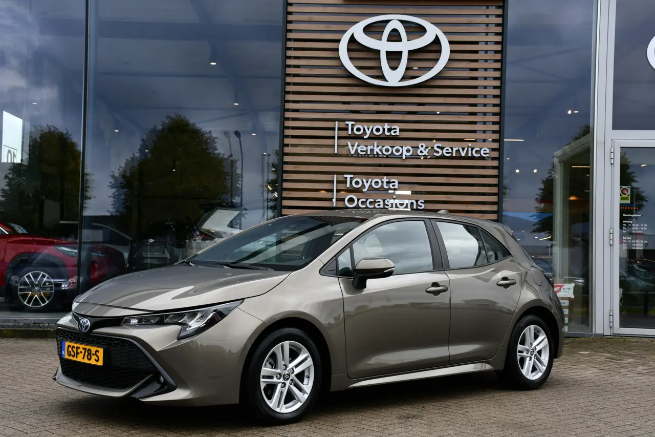 Toyota Corolla 1.8 Hybrid Active Automaat 122Pk 2022, foto 1